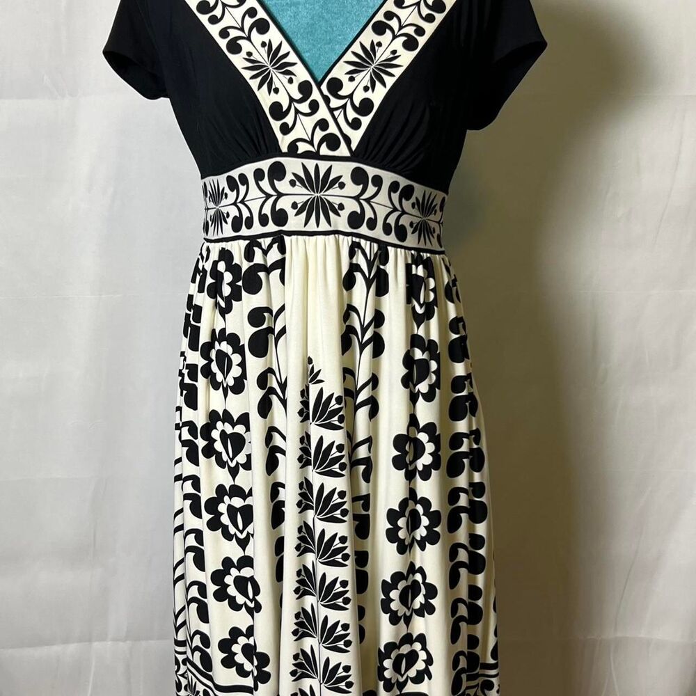 Maggy‎ London Y2K Ornate Floral Empire Waist Dress Black White Multi Size 6